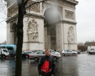 Foto mit Vereinsschal in Paris
